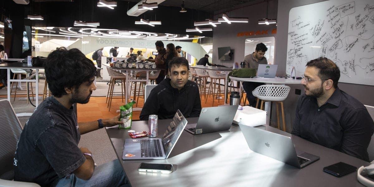 Software engineers are facing an 'identity crisis bordering on depression,' Menlo Ventures partner says - INVIZION Holding Insights