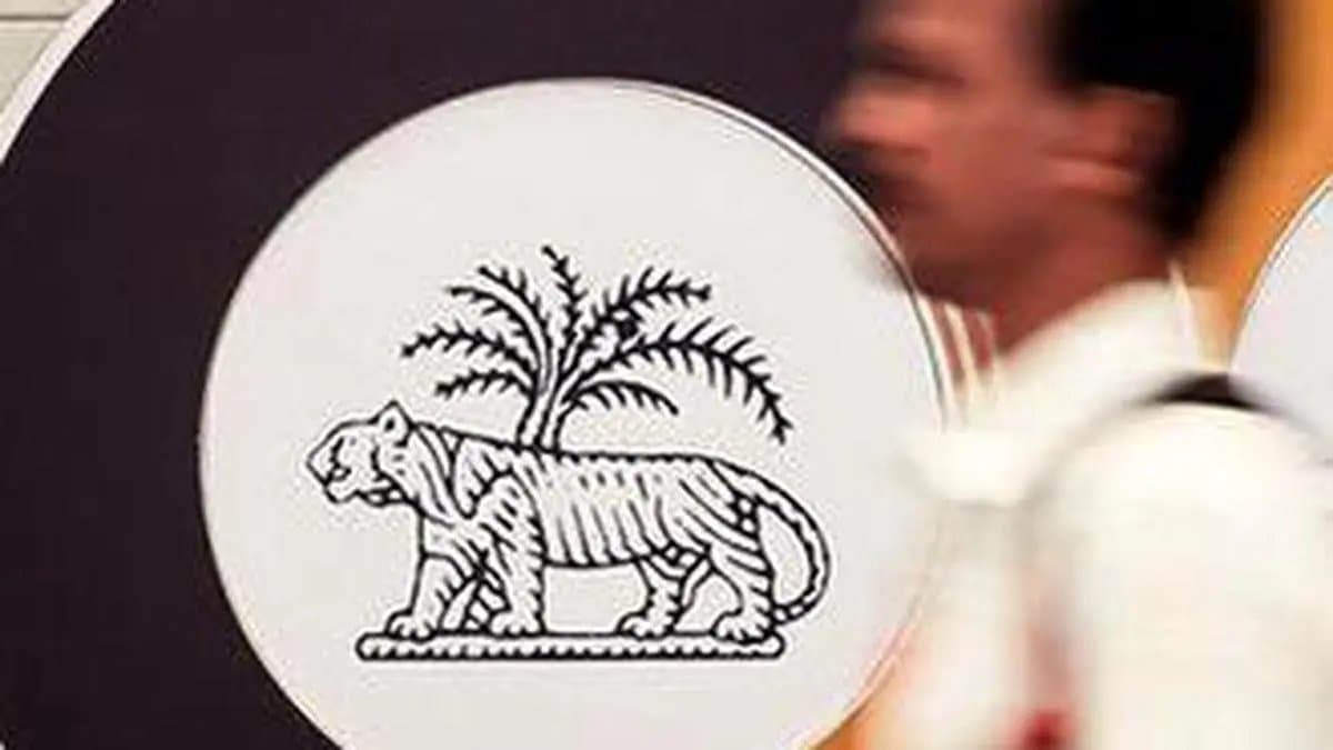RBI, yerli bankaların yurtdışındaki döviz mevduatlarına karşı kredi vermelerine izin veriyor - INVIZION Holding Insights