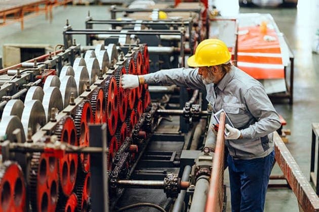 Euro Bölgesi bileşik PMI Haziran'da tahminleri aştı ancak imalat düştü (EUR:USD :) - INVIZION Holding Insights